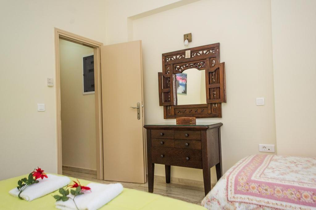 Cozy Flats In An Olive Grove By The Sandy Beach Kánalos Dış mekan fotoğraf